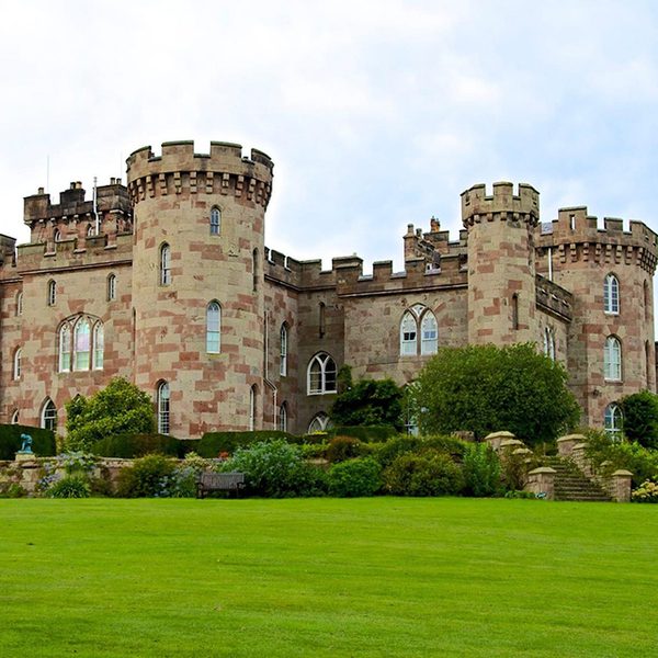 Cholmondeley Castle 02