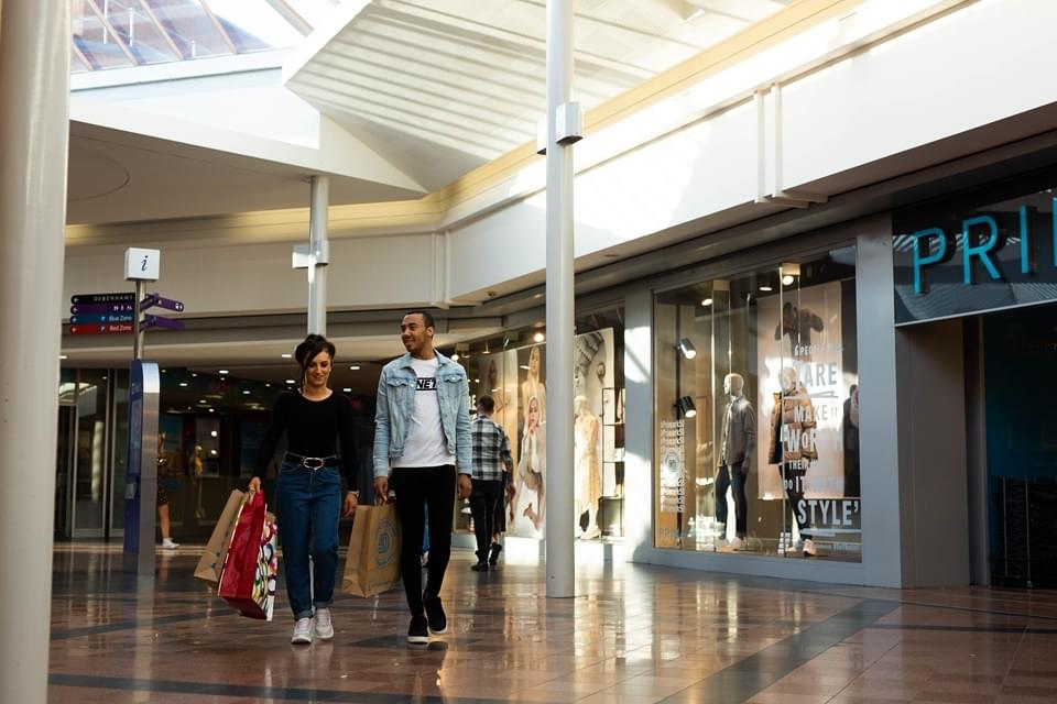 Golden Square Shopping Centre 01