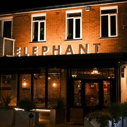 Imgi 24 Slideshow Mobile 1