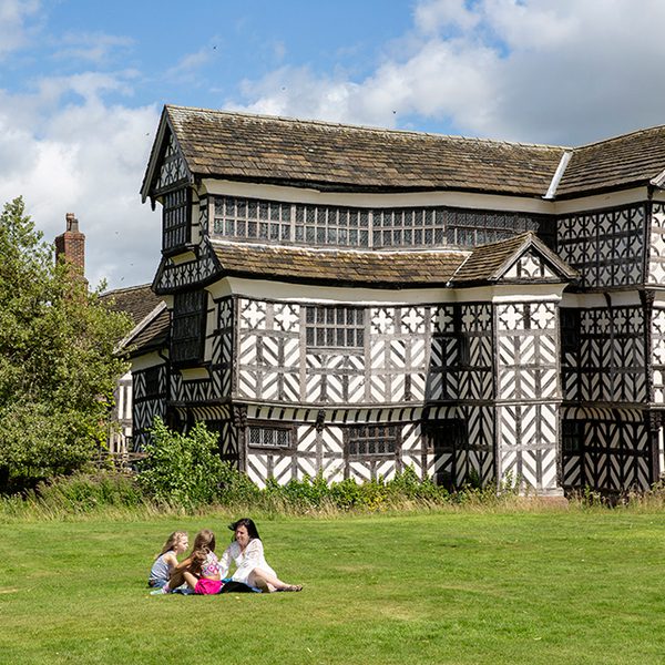 Little Moreton Hall 03